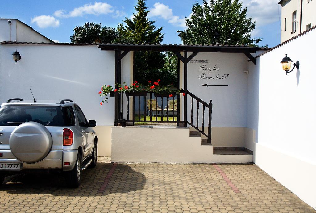 Hotel Excellent Πράγα Εξωτερικό φωτογραφία